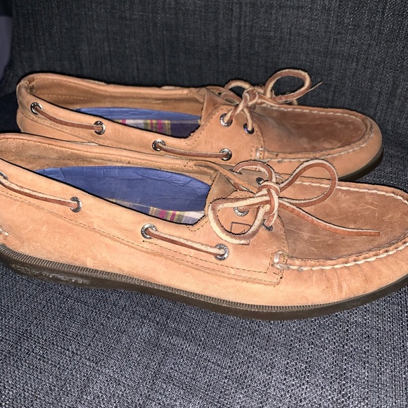Sperrys - Picture 3 of 4